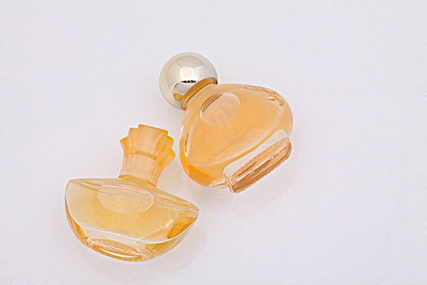 香水能掩蓋狐臭嗎？香水可以除狐臭嗎？