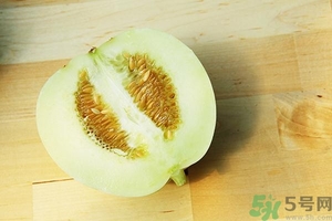 香瓜有酒味能吃嗎？香瓜有酒味吃了會怎樣？