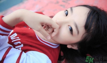 12歲女孩性早熟怎么辦？還會長高嗎？