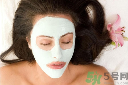 敷完面膜需要洗臉嗎？敷完面膜必須需要洗臉嗎？