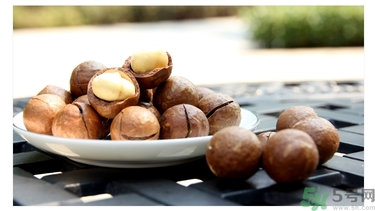 夏威夷果影響內(nèi)分泌嗎？吃夏威夷果拉肚子怎么辦