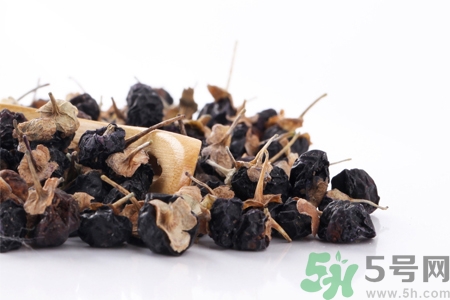 黑枸杞小孩可以吃嗎？黑枸杞小孩吃有什么好處？