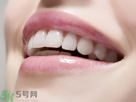 口腔潰瘍一般多久自愈?口腔潰瘍多久能恢復(fù) 口腔潰瘍一般多久自愈?口腔潰瘍多久能恢復(fù)