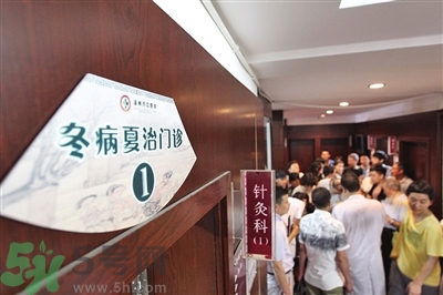 經(jīng)期可以貼三伏貼嗎？來(lái)月經(jīng)可以貼三伏貼嗎？