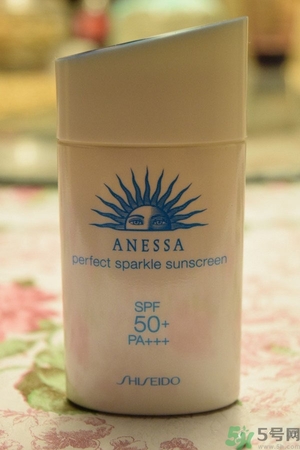 安耐曬和碧柔哪個(gè)好？安耐曬防曬霜和碧柔防曬霜哪個(gè)好？