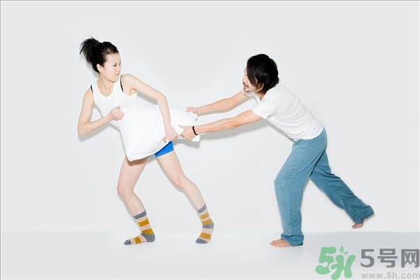 愛(ài)上姐姐的男朋友怎么辦？愛(ài)上不該愛(ài)的人怎么辦？