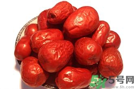 夏天濕氣重吃什么好？夏天濕氣重不能吃什么？