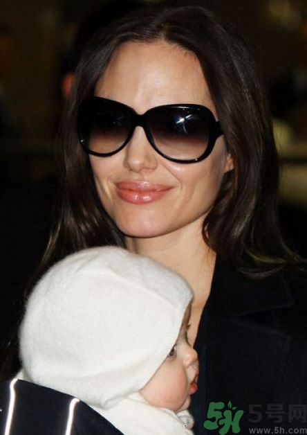 臉大應(yīng)該怎么選擇太陽鏡？臉大適合什么太陽鏡？