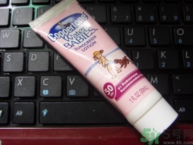 安耐曬和水寶寶哪個好？安耐曬防曬霜和水寶寶哪個好？