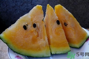 西瓜打針是真的嗎？西瓜打藥了是什么樣子？