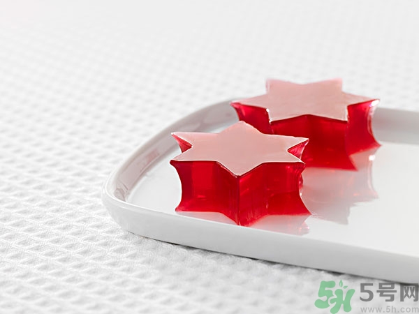 果凍吃了會胖嗎？果凍的熱量高嗎？