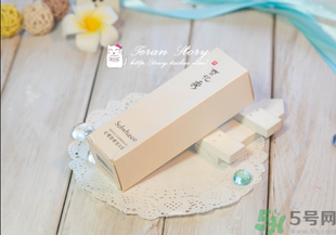 卸妝油好用還是卸妝水好用？卸妝油和卸妝水哪個好？