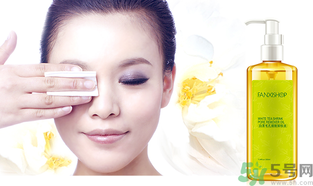 卸妝油可以當(dāng)洗面奶用嗎？卸妝水能卸指甲油嗎？