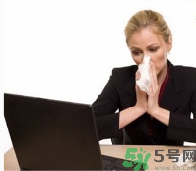 夏季吹空調(diào)感冒怎么辦？夏季吹空調(diào)為什么容易感冒？