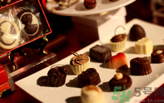 巧克力可以緩解痛經(jīng)嗎?吃巧克力能緩解痛經(jīng)嗎? 巧克力可以緩解痛經(jīng)嗎?吃巧克力能緩解痛經(jīng)嗎?