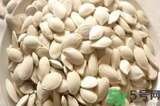 吃南瓜子的好處？吃南瓜子的壞處？