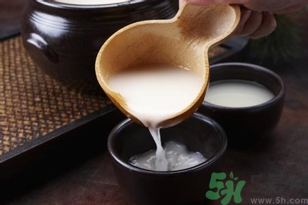 米酒是發(fā)物嗎？手術(shù)后可以吃米酒嗎？