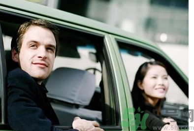 暈車吃榨菜有效嗎?榨菜能不能治暈車 暈車吃榨菜有效嗎?榨菜能不能治暈車