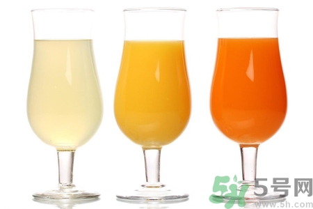 鮮榨果汁的營養(yǎng)價(jià)值有哪些？