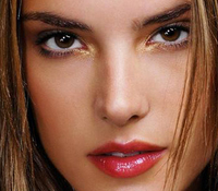 開(kāi)眼角會(huì)留疤嗎？開(kāi)眼角增生怎么辦？