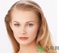 眉心長(zhǎng)痘痘是什么原因？眉心長(zhǎng)痘痘怎么辦？