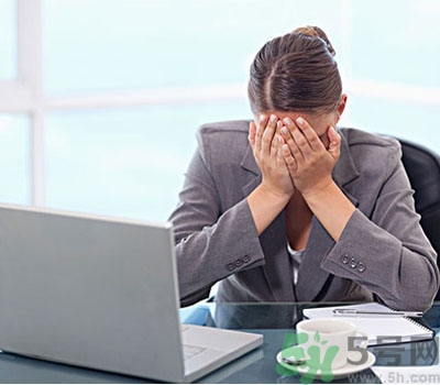 眼睛干癢用什么眼藥水？眼藥水哪種好？