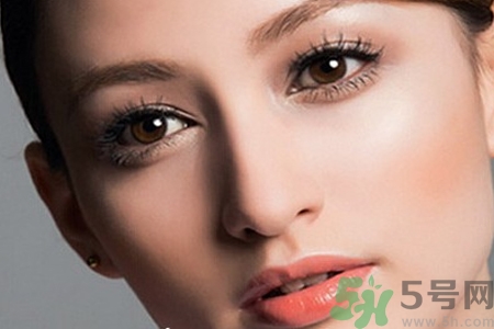 臥蠶怎么畫？臥蠶眼妝畫法步驟？