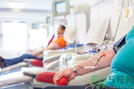 獻(xiàn)血的好處有什么？獻(xiàn)血的危害有哪些？