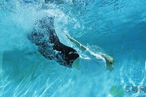 立秋能游泳嗎？立秋鼻炎又犯病了？