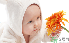 小孩子過(guò)敏怎么辦？孩子吃這些食物長(zhǎng)大后不易過(guò)敏