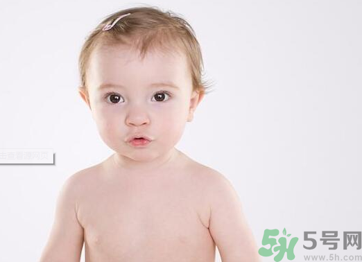 寶寶吃什么對頭發(fā)好？寶寶頭發(fā)發(fā)黃怎么辦？