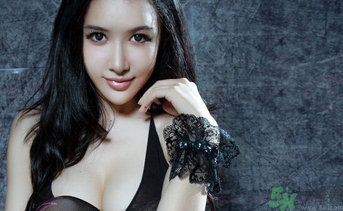 美瞳帶著磨眼睛咋辦？戴美瞳眼睛紅怎么辦？