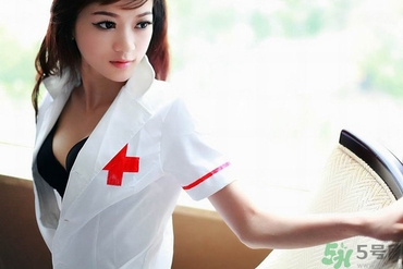 為什么涂口紅不好看？口紅能遮黑眼圈嗎？