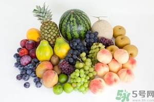 桃子和西瓜一起吃會中毒嗎？桃子和西瓜不能一起吃嗎？