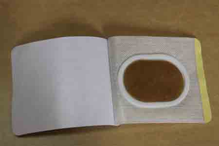 膏藥的使用方法？如何正確貼傳統(tǒng)黑膏藥？