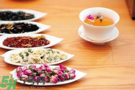 女性秋季養(yǎng)生喝什么茶？適合女性秋季飲用的茶品推薦