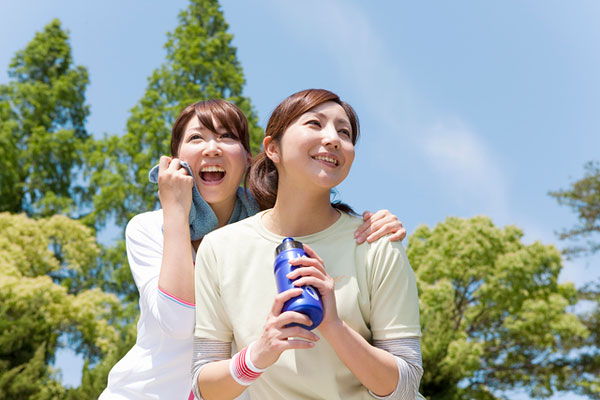 天熱喝冰水好嗎?天熱喝冰水肚子疼怎么辦 天熱喝冰水好嗎?天熱喝冰水肚子疼怎么辦