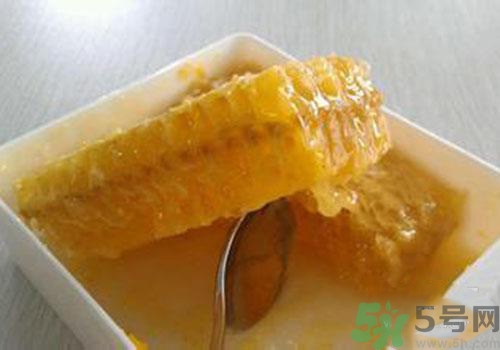 糖尿病可以吃蜂膠嗎？吃蜂膠降血糖嗎？