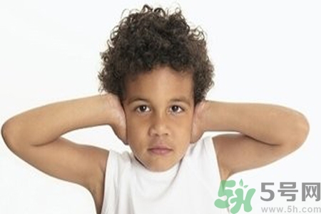 耳朵里面疼痛怎么辦？耳朵里面疼痛的原因？