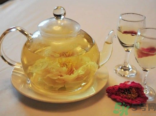 月經(jīng)期間能喝苦瓜茶嗎?經(jīng)期喝苦瓜茶會怎么樣 月經(jīng)期間能喝苦瓜茶嗎?經(jīng)期喝苦瓜茶會怎么樣