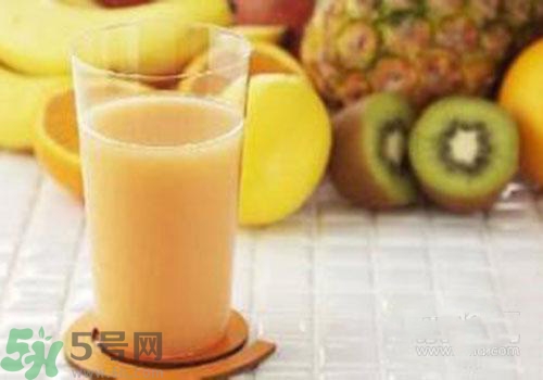 葡萄和什么一起榨汁好喝？葡萄和什么水果一起榨汁？