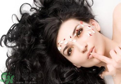 cc霜和bb霜能一起用嗎？cc霜和bb霜的使用順序