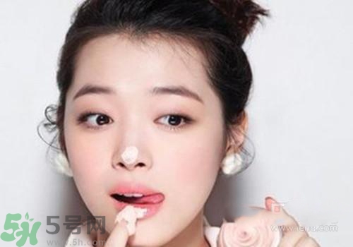 秋天嘴唇干燥怎么辦？秋天嘴唇干燥吃什么？