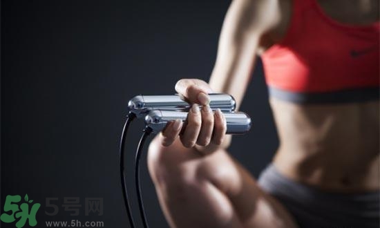 女生跳繩要注意什么？跳繩要注意什么？
