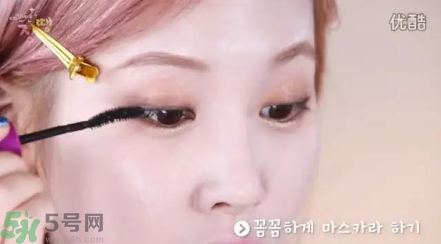 戴眼鏡怎么化妝？眼鏡妝怎么畫