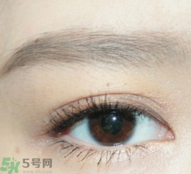 戴眼鏡怎么化妝？眼鏡妝怎么畫