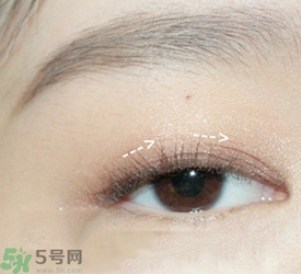 戴眼鏡怎么化妝？眼鏡妝怎么畫