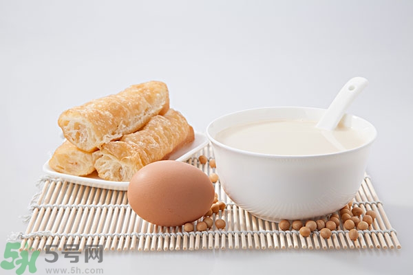 豆奶粉結塊還能喝嗎？豆奶粉分層還能喝嗎？