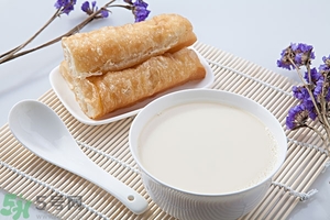 豆奶粉結(jié)塊還能喝嗎？豆奶粉分層還能喝嗎？