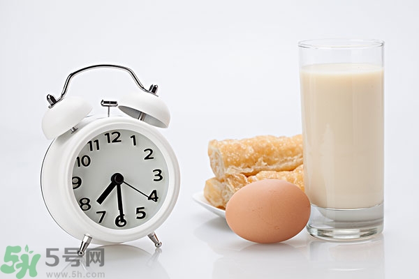 豆奶粉結塊還能喝嗎？豆奶粉分層還能喝嗎？